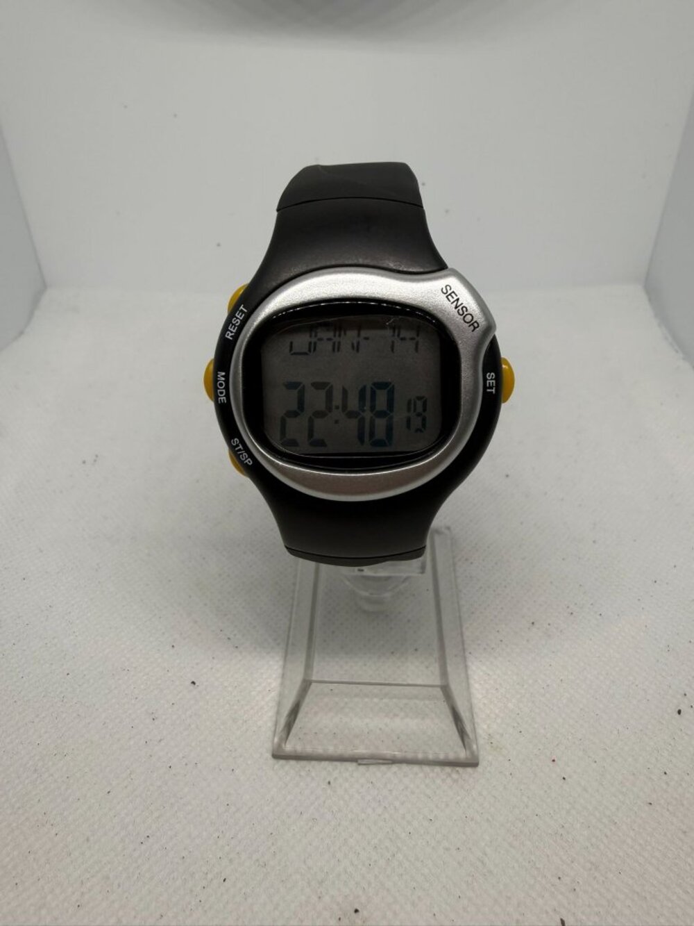 Pulse Black Digital Fitness Watch Built-In Heart Rate Monitor No Chest Strap